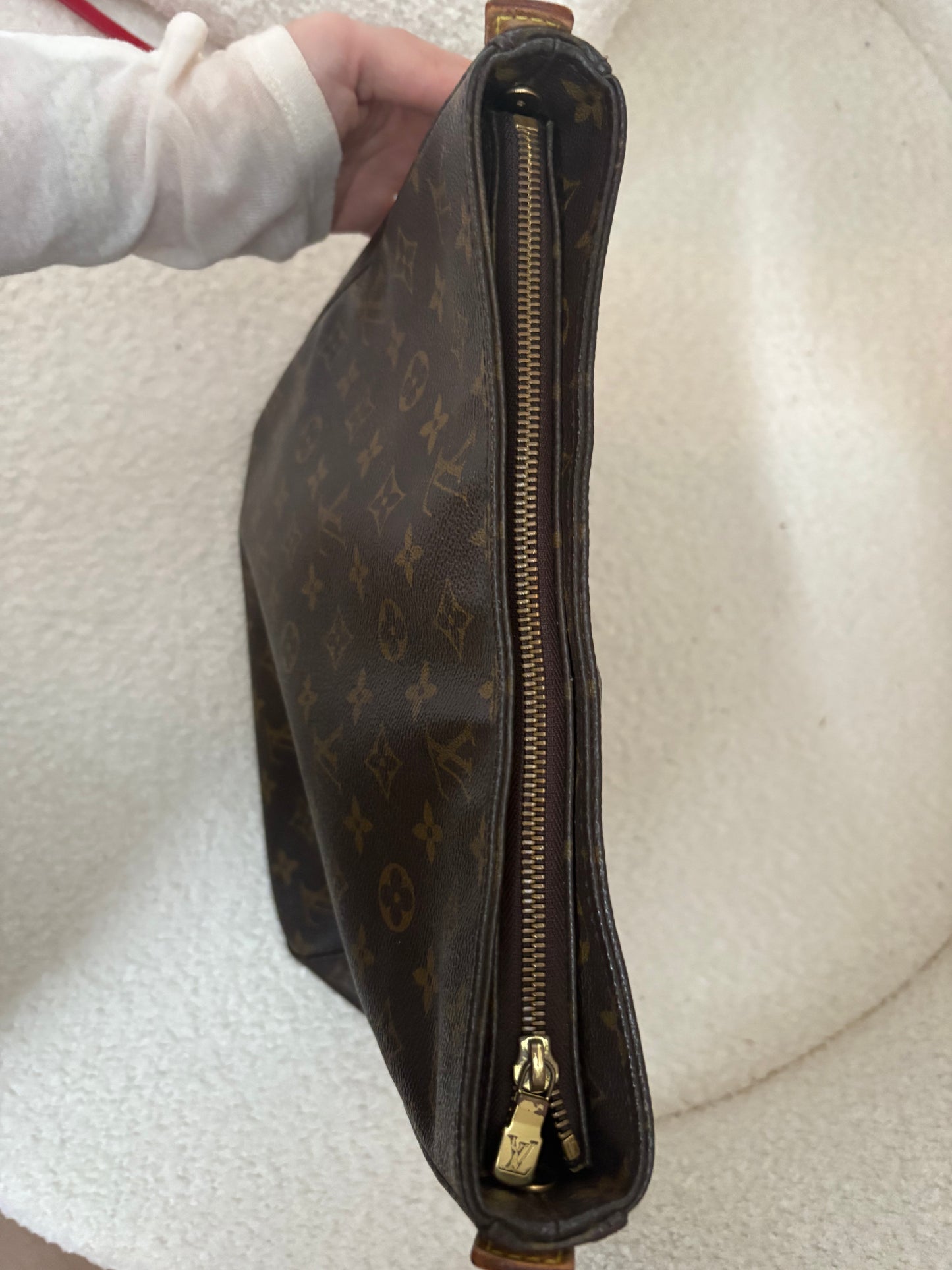 Louis Vuitton Looping bag GM